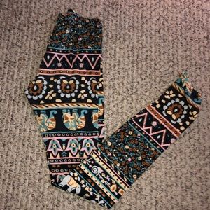 Elephant tribal print leggings